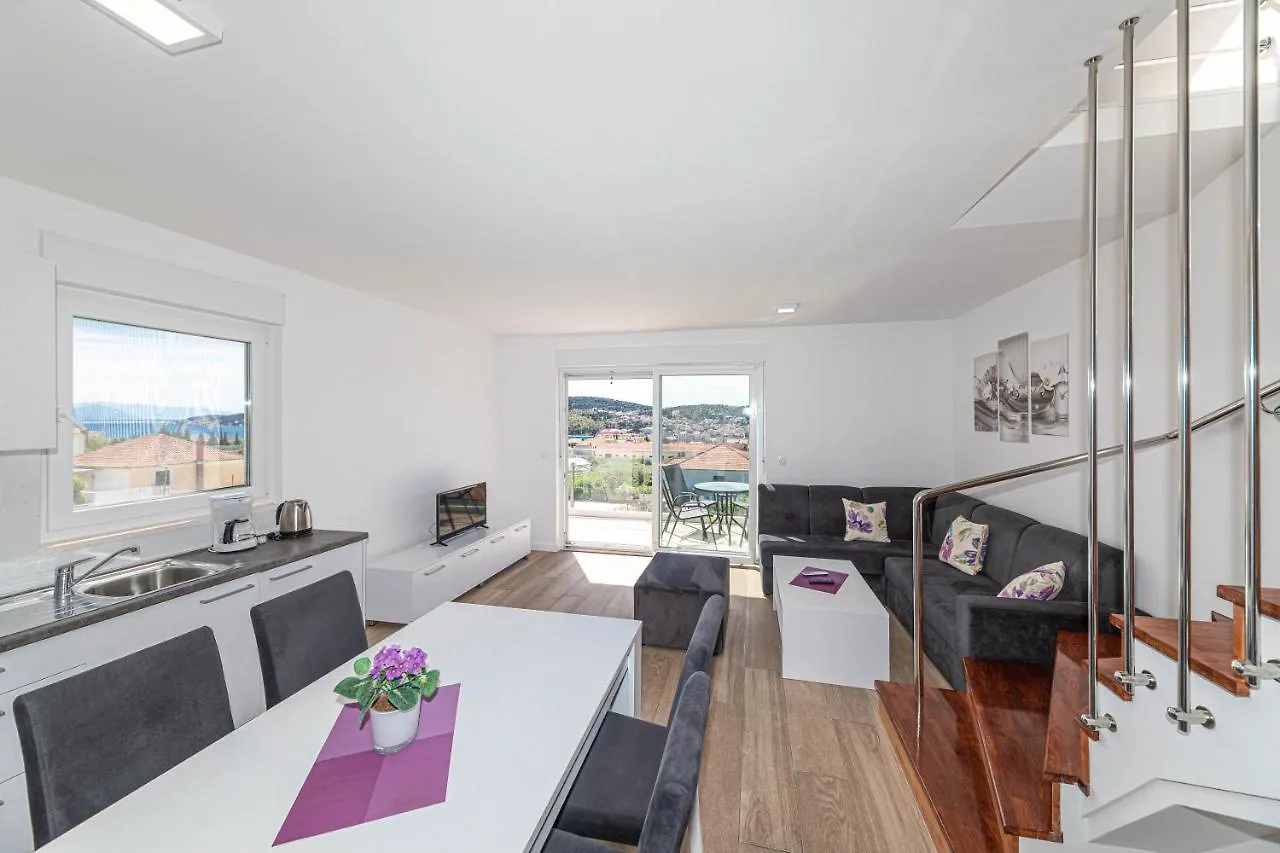 Panoramic View And Sea Apartment Trogir